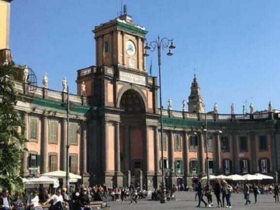 Ecco la prima scuola italiana che chiede green pass da docenti e studenti