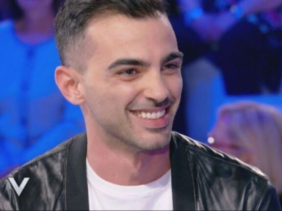 Primo Reggiani la notizia è una bomba fan in estasi