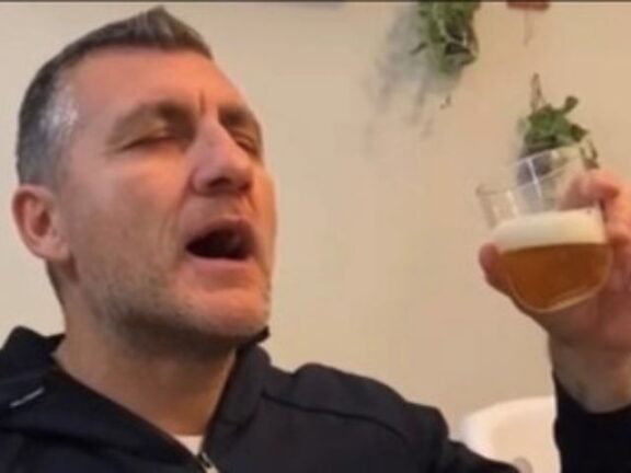 Bobo Vieri pensa ai Mondiali, la Bombeer come talismano per gli Azzurri?