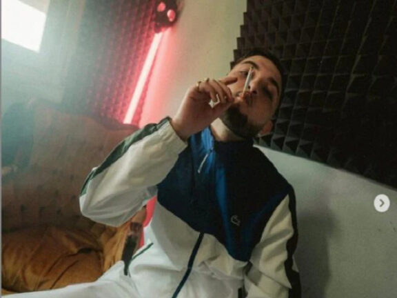 Muore dopo giorni il rapper 19enne travolto da un’auto pirata