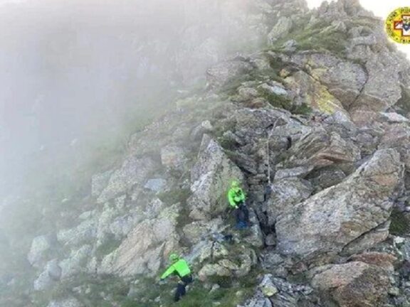 Tragedia in montagna: morto escursionista dopo caduta nel vuoto