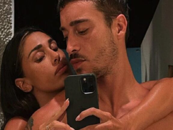 Antonio Spinalbese glielo fa a Belén Rodriguez dopo il parto