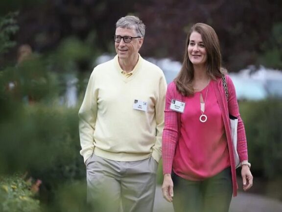 Bill e Melinda Gates hanno ufficialmente divorziato