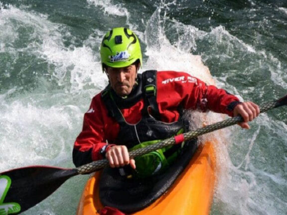 Si ribalta con il suo kayak : muore l’istruttore Lucio Mazza