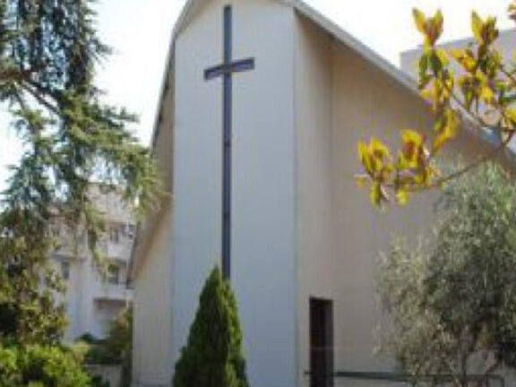 Pregiudicato trovato morto per strada: abitava in parrocchia