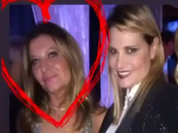 Tragedia per Simona Ventura, la conduttrice in lacrime