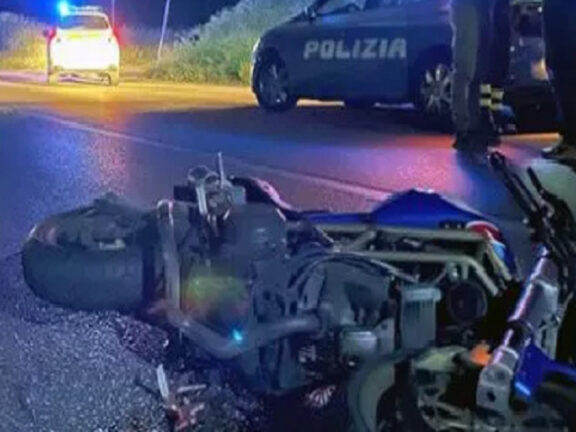 Incidente stradale: motociclista muore decapitata