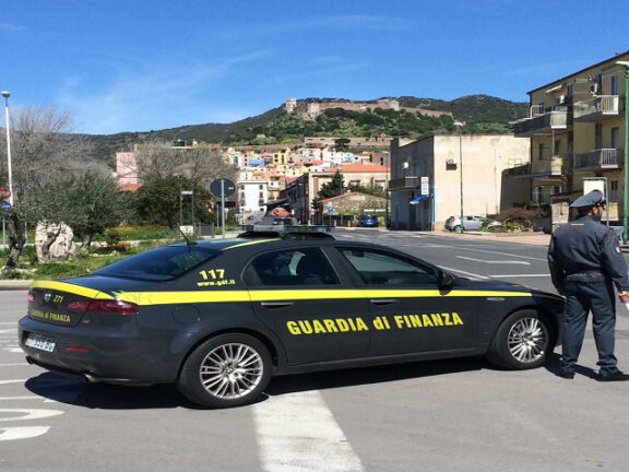 Messina: clan mafioso in ginocchio, arrestata figlia boss