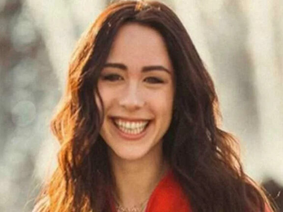 Aurora Ramazzotti la foto rivela il misfatto. Web impazzito