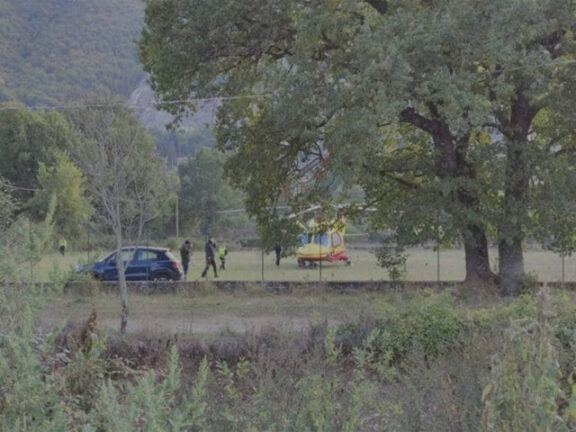 Bimba di 5 anni muore travolta da porta di calcio