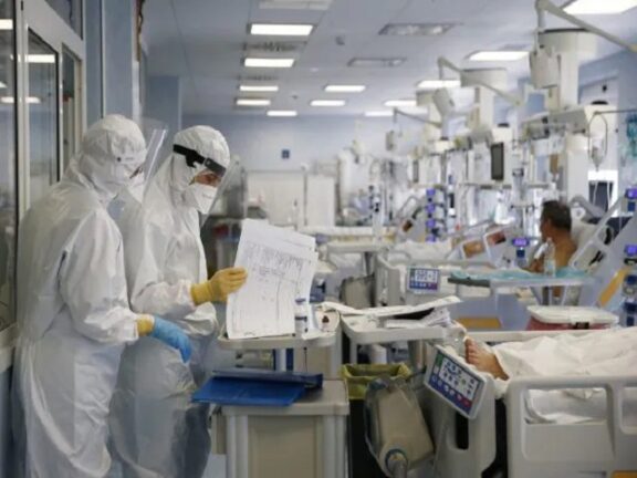 Famiglia No Vax in ospedale per Covid: due in terapia intensiva