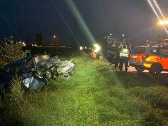 Incidente: si schianta contro pullman, Sara muore a 28 anni