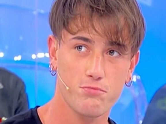 Joele Milan smaschera tutto: “Ecco cosa ci obbligano a fare…”