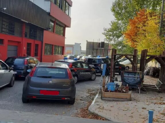 Omicidio: 29enne ammazzato a colpi di pistola