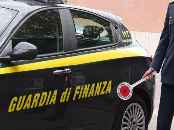 Palermo, la Guardia di Finanza sequestra 3,5 KG di cocaina. 2 arresti