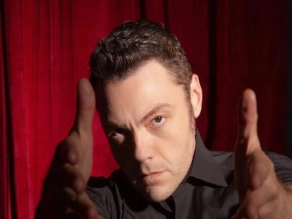 Tiziano Ferro: maledetto covid, mi manca ancora l’olfatto