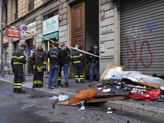 Uccisa in casa con un colpo di ferro da stiro alla testa