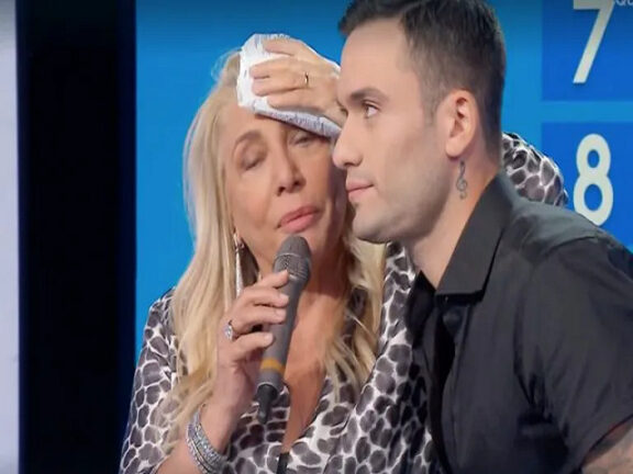 Serio trauma per Mara Venier chiude prima Domenica in