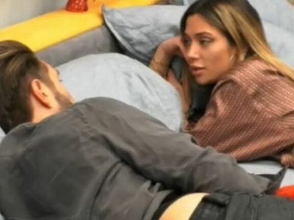 Alex Belli scenata di gelosia verso Soleil Sorge: “Meglio che stia…”