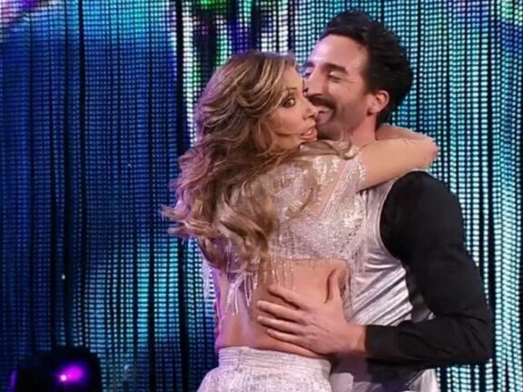 Ballando con le Stelle, Sabrina Salerno resta nuda in diretta