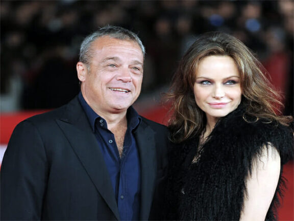 Francesca Neri gliela fa per i suoi 59 anni