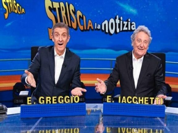 Striscia la Notizia: Enzo Iacchetti sostituito alla conduzione