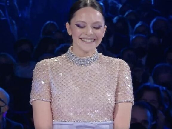 Francesca Michielin dirige l’orchestra per Emma: “Perché…?”