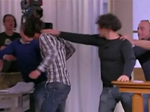 Barbara Palombelli esplode la rissa a Forum, attimi di paura