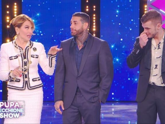 Francesco Chiofalo parte col botto e fa emozionare tutti