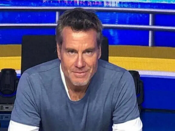 Jimmy Ghione vittima di un grave incidente