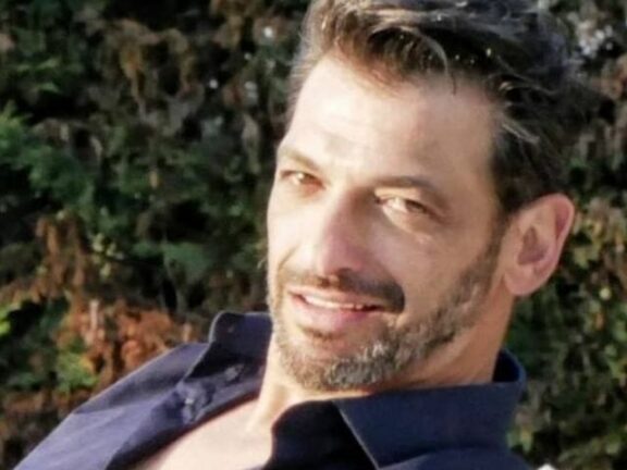 Pago sbotta sui social, frecciata velenosa: “Facciamo i seri…”