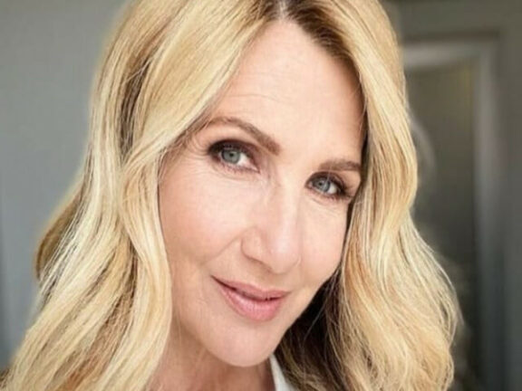 Amici: infortunio per Lorella Cuccarini, come sta