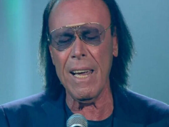 Antonello Venditti in ospedale: operazione all’occhio