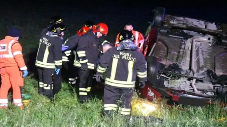 Auto esce di strada e si ribalta | Morta la diciannovenne Desire Baldi
