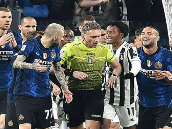 L’Inter vince il derby d’Italia. Si riapre la corsa scudetto
