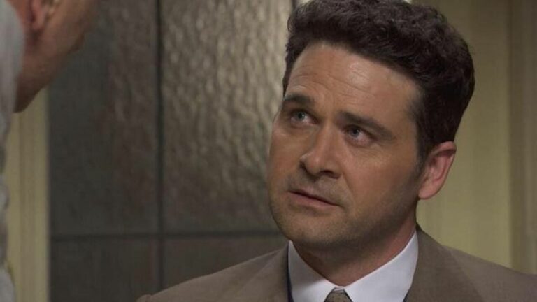 Una Vita anticipazioni 23 maggio: Aurelio confessa tutto