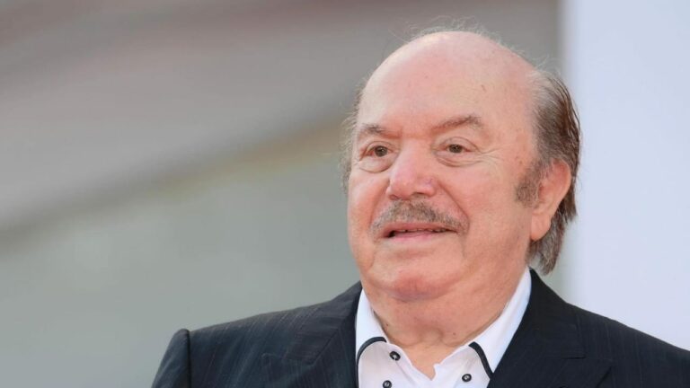 Lino Banfi non si trattiene: «In cambio uva e ciliegie»