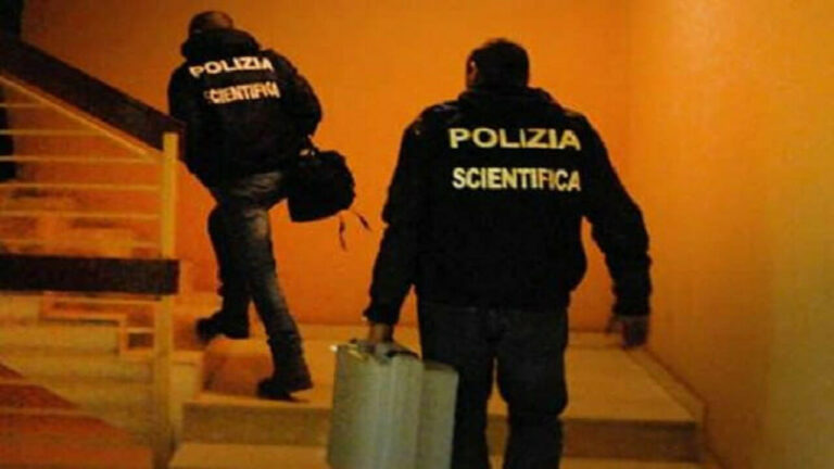 Cadavere di donna scoperto dopo 3 settimane