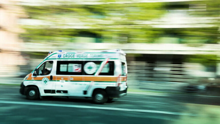 Dimessa per covid, muore d’infarto due ore dopo Dimessa per covid, muore d’infarto due ore dopo