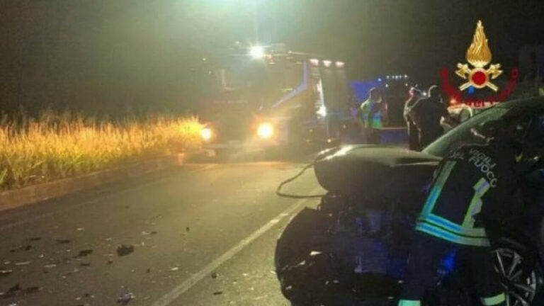 Incidente stradale: muoiono padre e figlio, omicidio suicidio