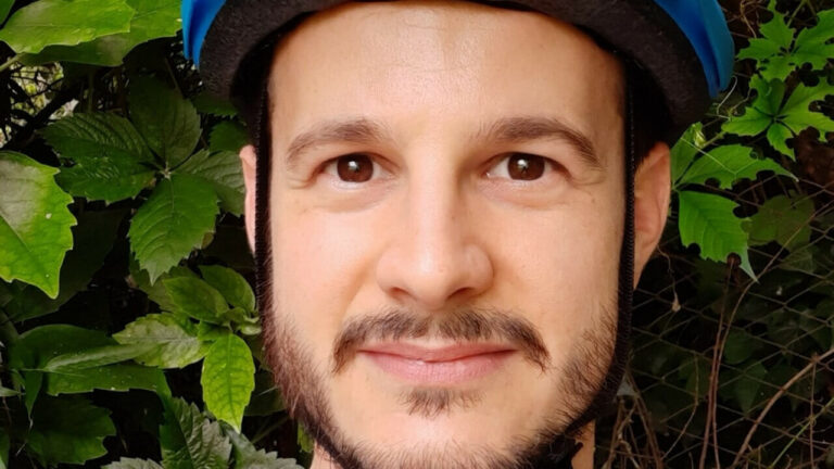 Scontro con un tir: muore 37enne. Si recava a lavoro