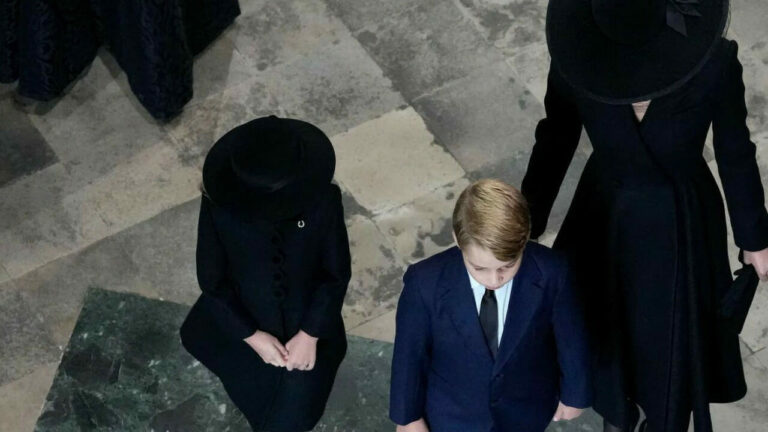 George: Il tempo dell’infanzia normale è finito George: Il tempo dell’infanzia normale è finito