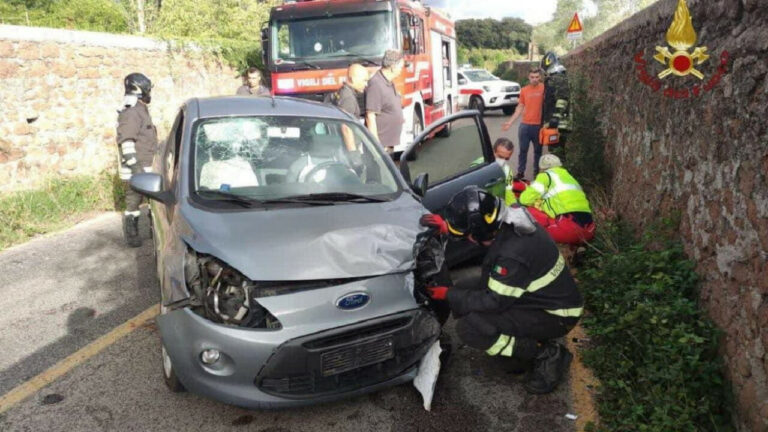 Incidente Frontale Fra Automobili: Morto Un 59enne