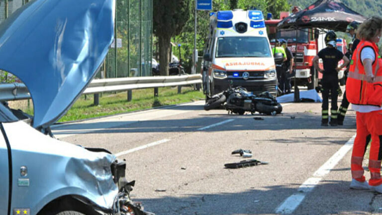 Poliziotto muore sul colpo a 43 anni in incidente