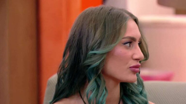 Grande Fratello Vip, la sorella di Nikita contro gli autori