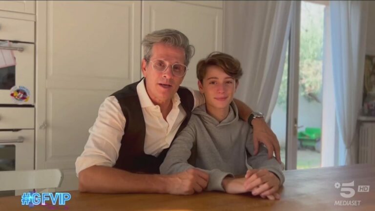 Marco Bellavia, il videomessaggio: “Oggi, ero per strada e…”