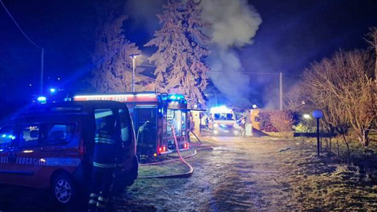 Asti: salta in aria palazzina, 3 feriti