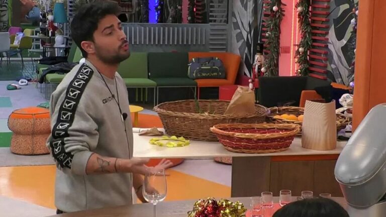 Davide Donadei contro Oriana e Luca