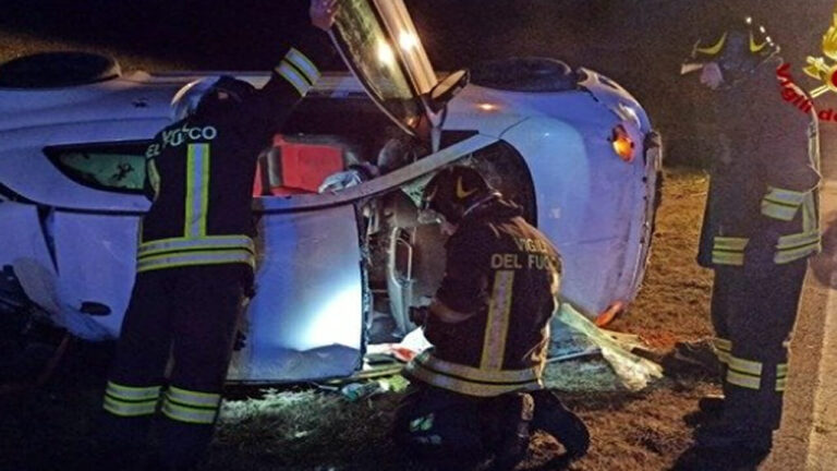 Fant di Sospirolo: carambola con la Cinquecento, muore 30enne