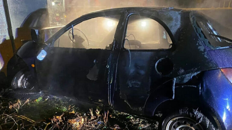 Caselle Torinese incidente stradale: 18enne muore carbonizzato, gravi gli amici